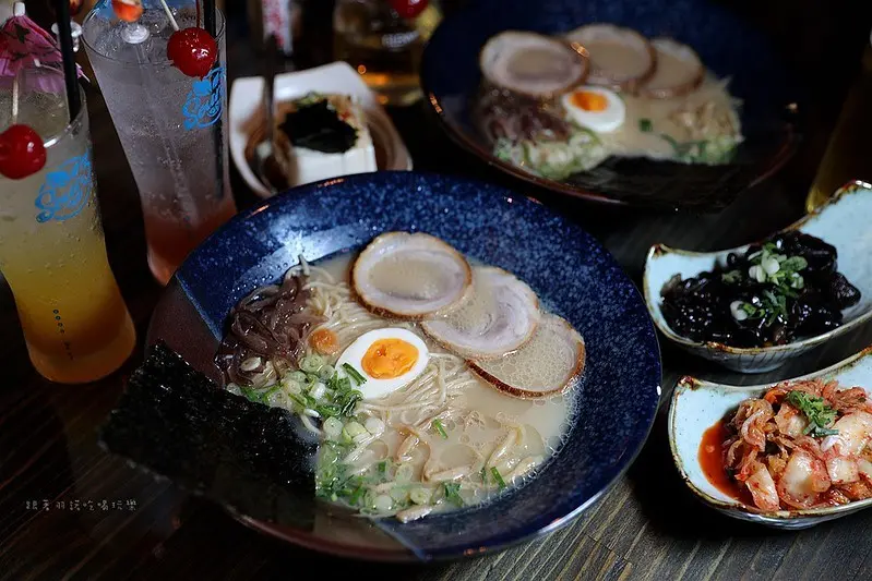 板橋CP值破表居酒屋！叉燒豚骨拉麵只要$99元，晚鳥滿低消$350還送生啤