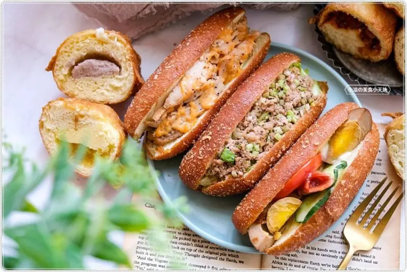 台中少見脆皮甜甜圈，胖嘟嘟包餡甜甜圈、營養三明治，多達12種口味，通通只要銅板價!!!