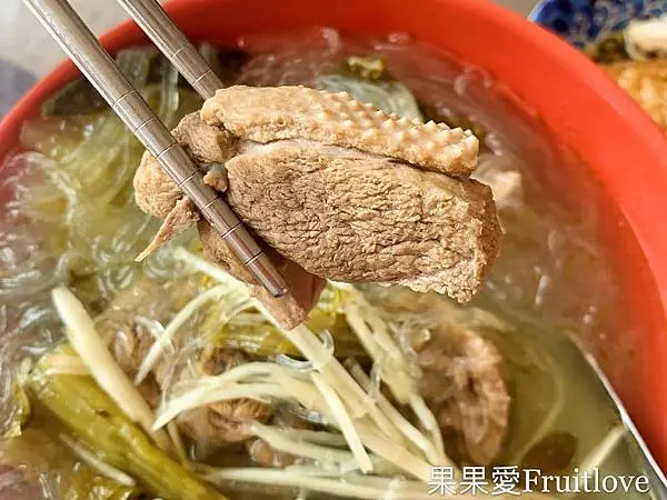 鹿谷在地平價美食　很夠味的　鹹菜鴨冬粉