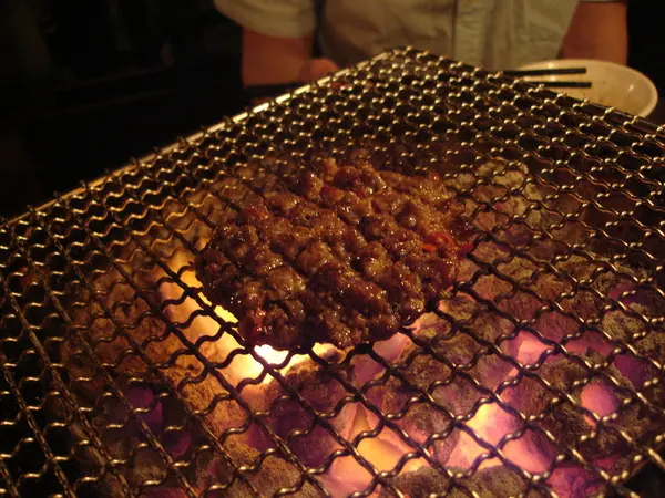 2011愛評嚴選燒烤 田季有間客棧~濃濃復古味客棧與精湛的桌邊服務~