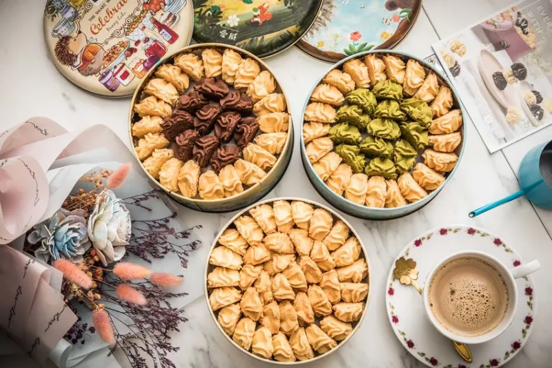 台中超人氣排隊名店中壢快閃！千則評價google評論高達4.9分，全台最美的愛威鐵盒餅乾來囉！ - 大手牽小手。玩樂趣