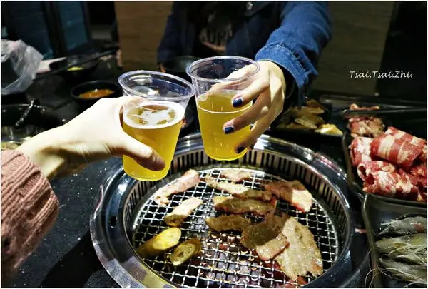 [台北中山]醬太郎日式燒肉/中山店|燒烤火鍋兩吃，平日晚餐$649+10%用餐時間兩小時|牛羊雞豬、海鮮、蔬菜、熱食、啤酒暢飲、哈根達滋冰淇淋及甜點