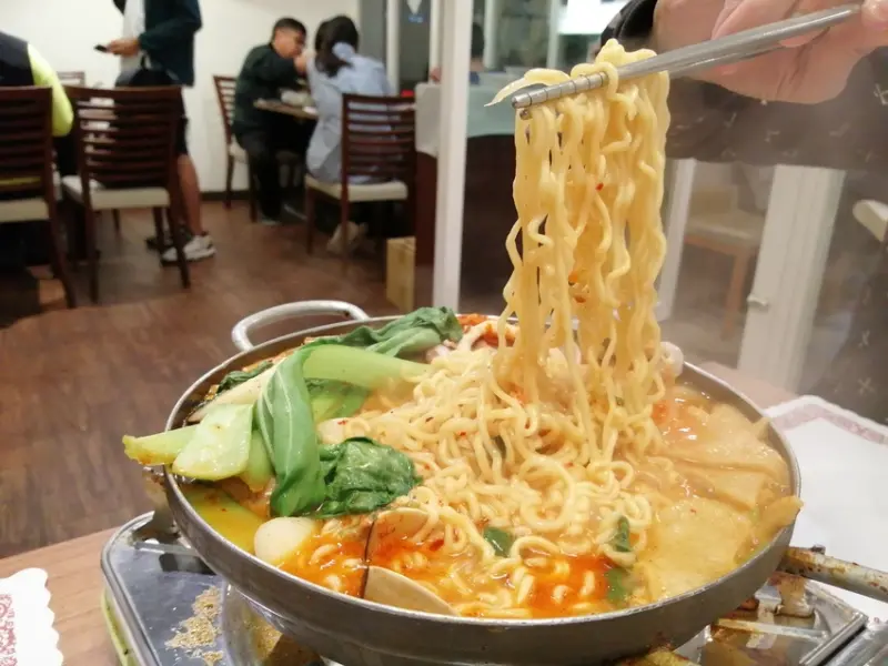 【台北市大安區美食記】韓庭州韓國料理 巷弄裡的排隊美食餐廳 價格親民 鄰近台灣大學 公館商圈 捷運公館站