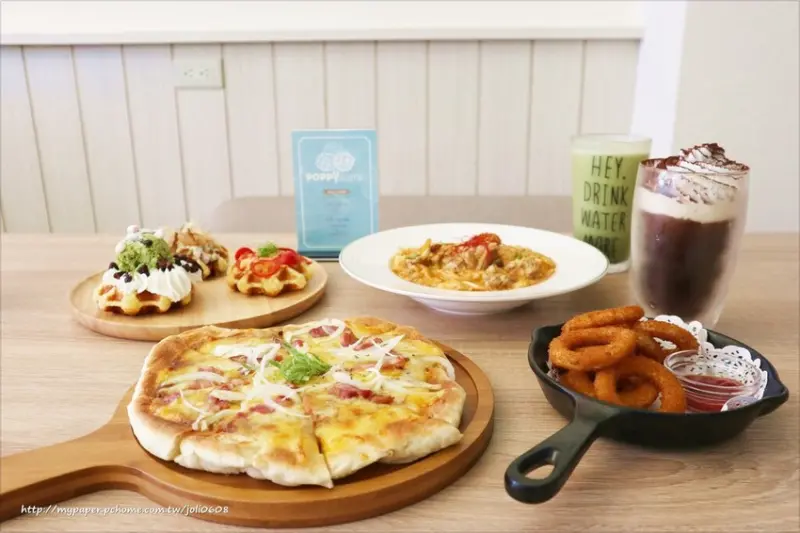 【Poppy Waffle比利時列日鬆餅】桃園大有店~桃園美食推薦 桃園鬆餅推薦 甜點控最愛 還有早午餐/披薩/義大利麵