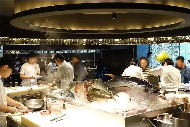 《捷運淡水信義線美食/中山站/小姑食記》台北晶華栢麗廳下午茶~自助吃到飽．改裝後重新開幕！