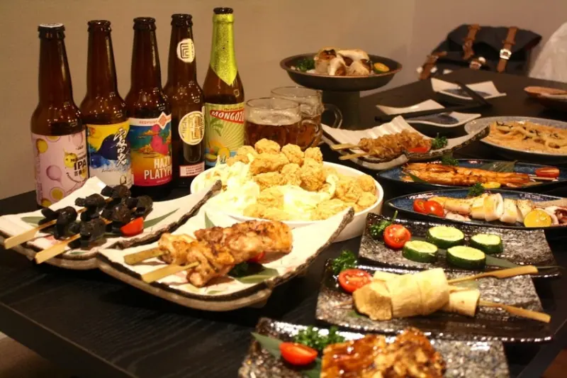 【市政府美食推薦】jup jup精釀啤酒居酒屋｜啤酒頭啤酒喝到飽,捷運市政府站精釀啤酒喝到飽居酒屋推薦,台北信義區宵夜酒吧推薦