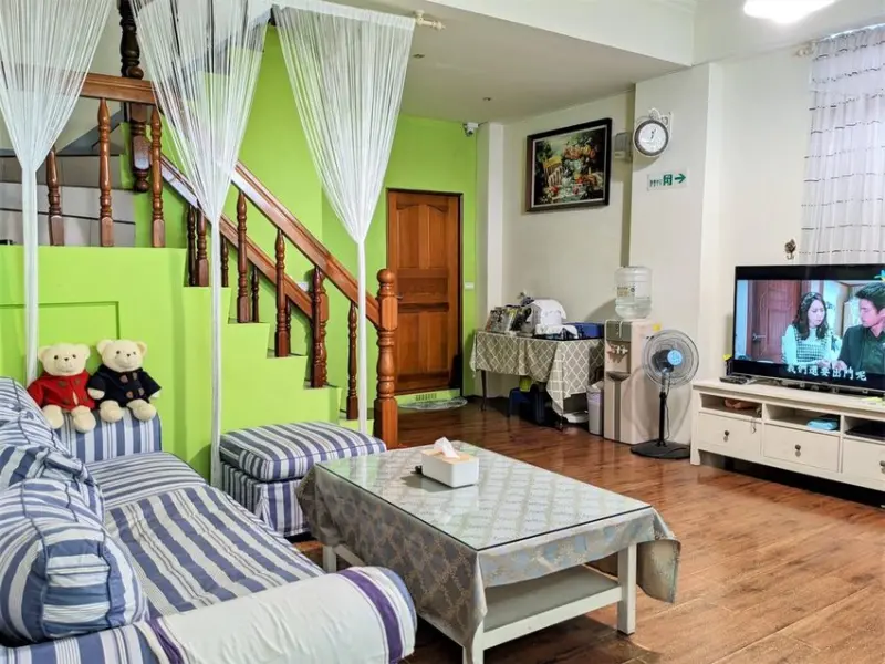 花蓮小城堡民宿｜多種溫馨風格主題房型任你選！靠近知名花蓮餐廳米噹泰式烤肉！花蓮民宿推薦、花蓮住宿推薦、花蓮車站民宿推薦