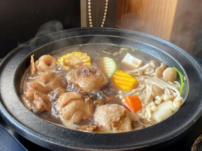 【台中 火鍋】敝姓鍋 - 台中中科店，個人火鍋專賣，特色鍋超多眼花撩亂的美味鍋物