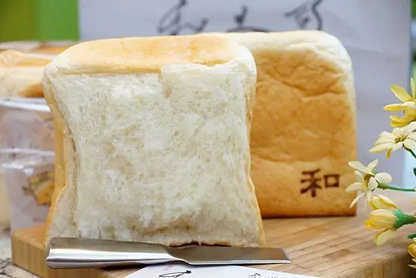 [和吐司 食パン專門店] 生吐司職人 吐司控必嚐 用心製作口感絕佳吐司 只生產三種口味