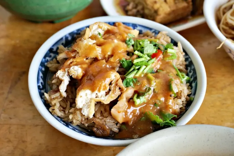 【宜蘭】正宗四川辣担麵 必點油飯 香辣夠味辣擔麵推薦