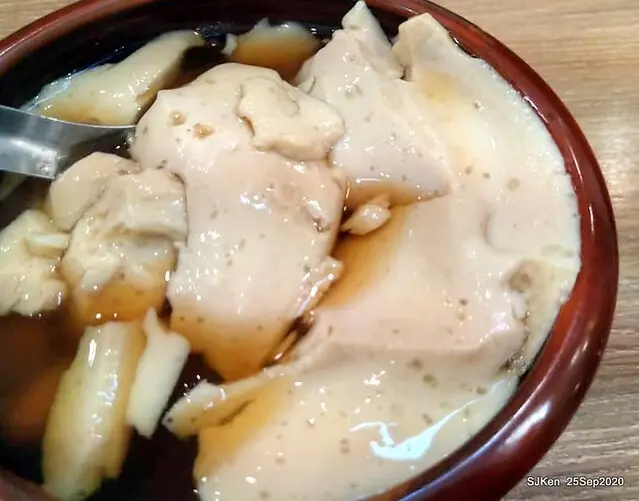 (台北美麗華百貨B1美食街)「豆之味豆腐坊」---天然手工有機零添加美味豆花與烤豆腐天婦羅。