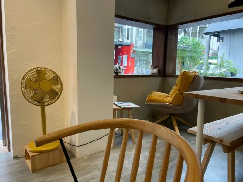 【台北 公館】文青系黑洞珈琲店 住宅區裡的木質小清新