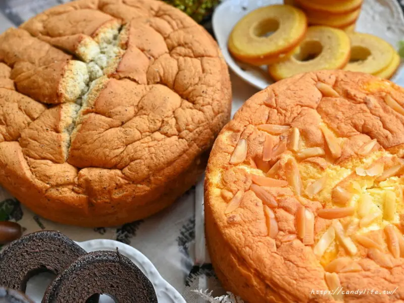 台中伴手禮推薦！讓人一吃就難以忘懷的古早味布丁蛋糕，五種口味任君挑選，價格親民，新鮮製作，每日限量，還有牛年逢春禮盒預購中～