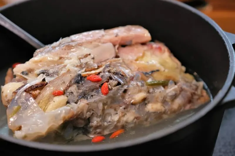 禾採 定食鍋物｜滿滿膠原蛋白鱘龍魚鍋！魚之鄉直送保證新鮮！女生保養直接吃最補！北屯火鍋推薦、北屯餐廳推薦、北屯定食推薦、大坑火鍋推薦、大坑美食推薦、大坑餐廳推薦