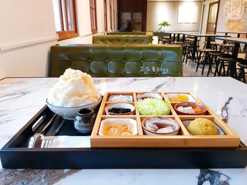 《高雄美食》春田氷亭❤原日治戰前高級大旅社，變身成優雅冰果室｡