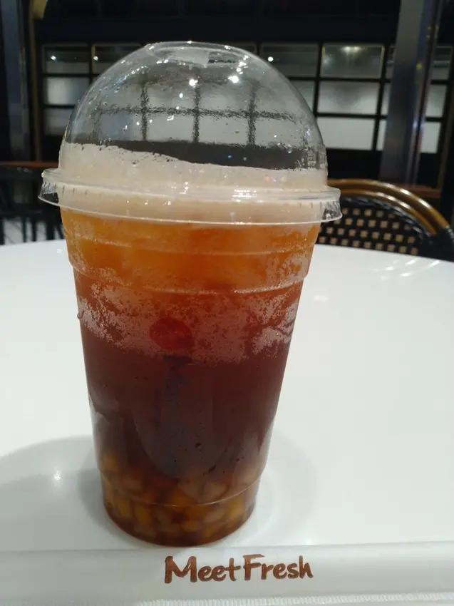 【微風南山美食】鮮芋仙Meet Fresh-人潮滿滿的甜點飲料店,小芋圓紅茶與芋圓還是有差別!