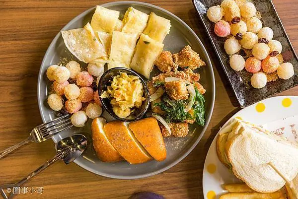 中壢龍慈路美食-日青早午餐，炸湯圓？鹹酥雞？一間會在餐桌上端出讓你意想不到的特色料理的可愛早午餐店喔！