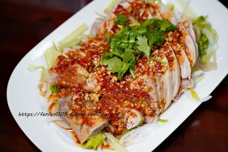 永春美食推薦【瀟湘園 忠孝店】7菜一湯只要2000元 #剁椒魚頭 #湖南菜 #信義美食 #台北合菜餐廳