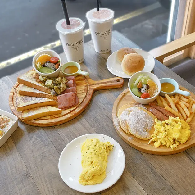 中永和美食。達利Daily 巷弄內的平價豐盛又精緻早午餐  寵物友善餐廳  跟毛寶貝來個美好的早餐時光