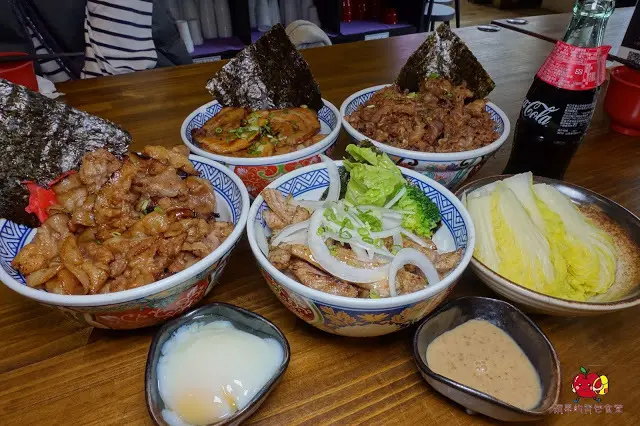 [苗栗-丼飯] 頭份 牛丁次郎坊X頭份中華支店 每碗丼飯都有著驚人肉量 京都次郎黑豚丼油脂香氣爆棚 松坂豬肉質彈牙充滿肉汁
