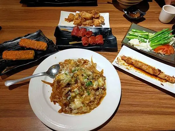 "捷運東湖站出口只要走路5-7分鐘"台北內湖平價串燒推薦-鳥居町日料居酒屋