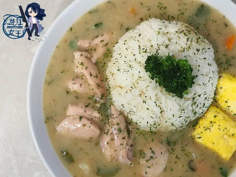 中原小巷子低調小店面，130元就有好吃的蕃茄牛肉飯，還可以免費加飯加醬