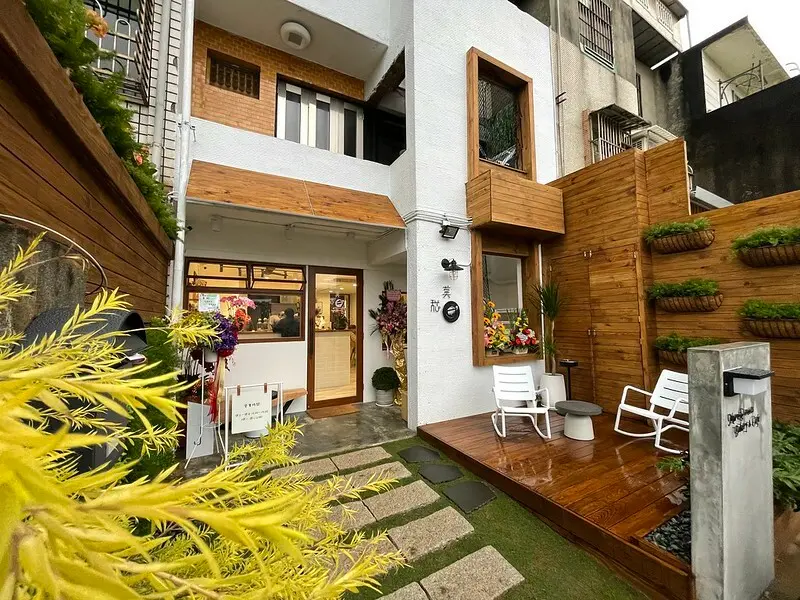 【台灣，桃園市，中壢區】社區內的有溫度的甜點店～莫甜 More Sweets。（青埔美食，高鐵桃園站美食）