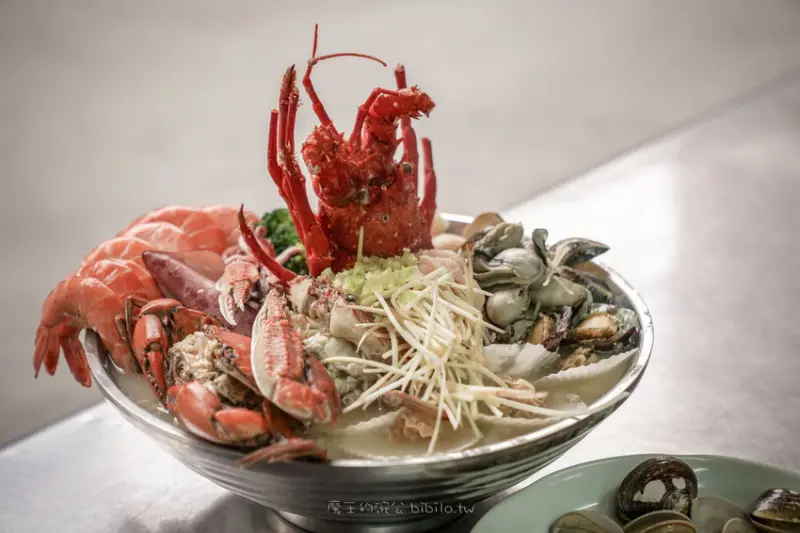 信義區美食 艾里翁廚房X魔王 台北信義區 無敵海景澎湃海鮮粥 光復市場好吃海產粥麵 捷運國父紀念館站 內文有店家資訊與菜單