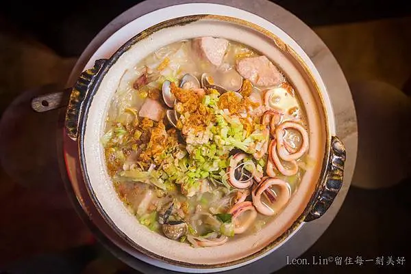 台北東區美食-完鍋子熱炒，菜色有經典有創新！尾牙春酒好選擇～包廂還有卡拉OK喔～