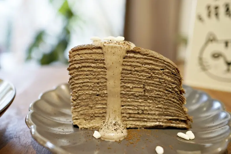 【宜蘭】樹說，一週只開三天 美味千層 甜點X金工飾品 手工木作傢俱 還有超親人貓咪