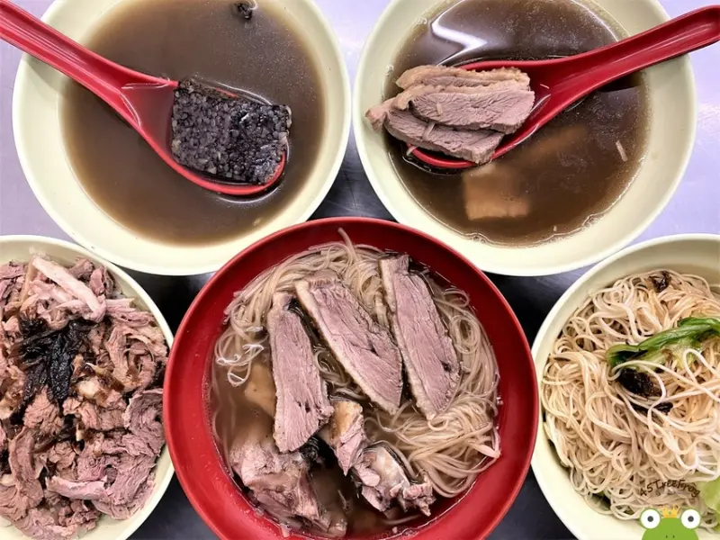 【美食週報EP1】台中美食．鴨董美村店｜必點當歸鴨肉麵線、鴨肉飯，鴨肉鮮嫩、湯頭甘醇，內用免費續湯