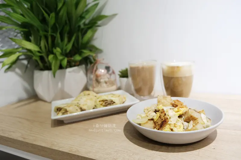 【台北】晨沐 Morning Mood｜松山區早餐｜中崙市場巷內的小清新早午餐 - 桑分鐘熱度