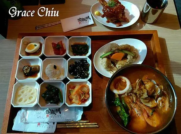 偷飯賊밥도둑微風台北車站店～期間限定海鮮炒碼麵定食