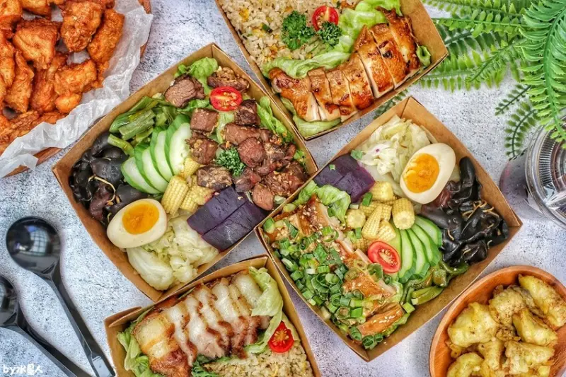 想吃白飯的不要來！超狂滿料日式炒飯餐盒，最便宜70元起，大量團訂有優惠，挺醫護享9折