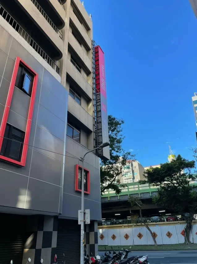 【台北 中山住宿】台灣第一家IBIS Hotel 宜必思台北建北酒店 行天宮站平價住宿