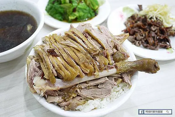 中壢美食【鐘予原味當歸鴨中壢店】大推超嫩當歸鴨腿飯/中壢當歸鴨推薦