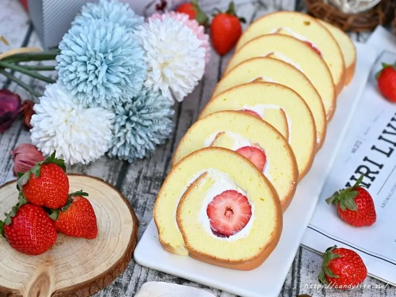 隱身在住宅中的神秘甜點店，外觀樸實，卻有著內在美，台中生日蛋糕推薦～