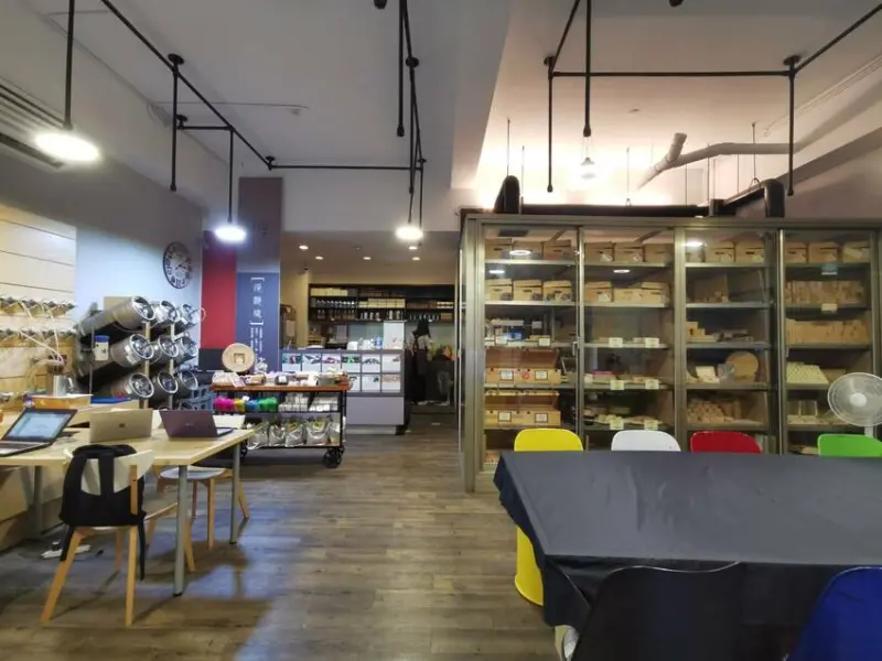 迪化老街文青之旅Uni Jun俊手工皂坊 清心自然作皂手作體驗課 天然的素材 趣味的課程 幫自己或家人製作專屬配方的皂吧!