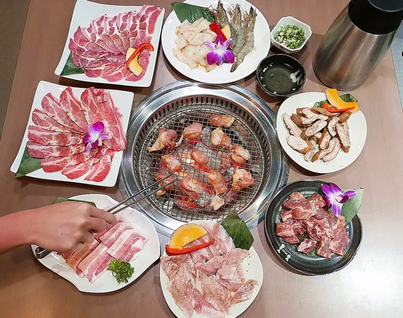 新北三重燒肉推薦，套餐豐富又划算! 肉品新鮮、主食白飯免費續，點餐告知壽星還送肉-千歲亭日式炭火燒肉