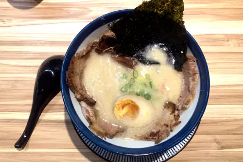 新竹竹北｜Hiro’s らぁ麵 Kitchen 竹北店｜濃湯等級豚骨湯頭