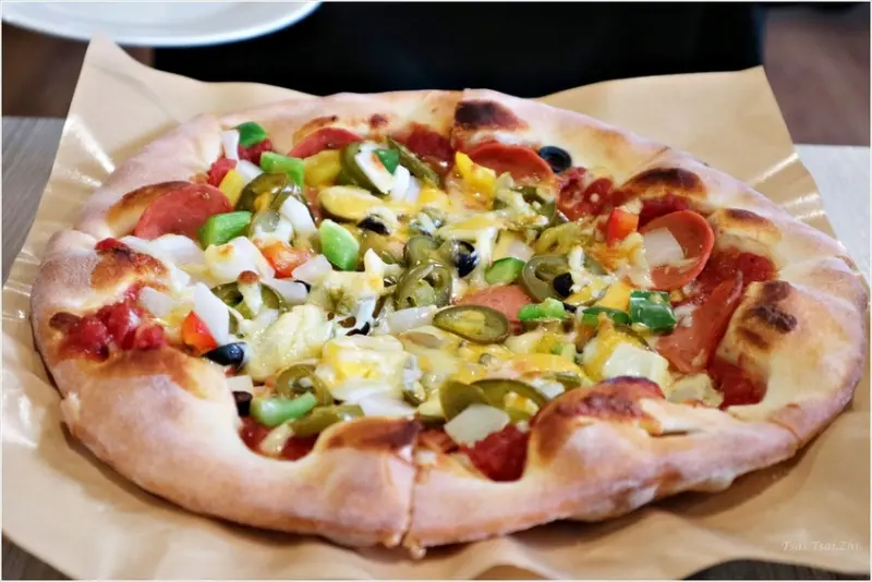 [台北中山]Vicoli 弄Pasta & Pizza|平價義大利麵餐廳(加量不加價，免服務費)