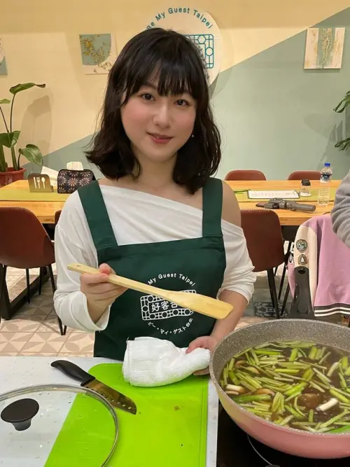 台北大稻埕│動手做酒家菜-魷魚螺肉蒜烹飪體驗，徒步大稻埕文化導覽│好客台北：私廚服務、台灣味文化之都、酒家菜、懷舊之旅【附食譜】