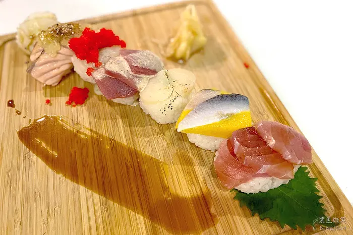 【乙森食堂】平價與美味兼顧的日式料理  炒小卷烏龍麵新鮮可口 綜合握壽司七貫只要250元 附有親子遊戲區超方便  餐點分量又大又超值  羅東美食推薦