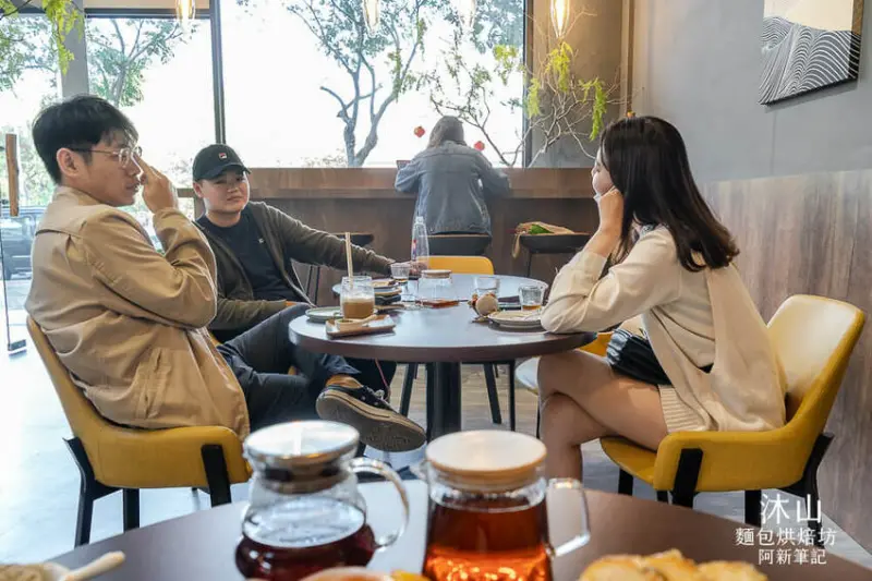 阿新筆記|沐山麵包|大坑人才知道的大坑隱藏版美食！超高CP美味麵包搭配咖啡，氛圍超棒很舒適～
