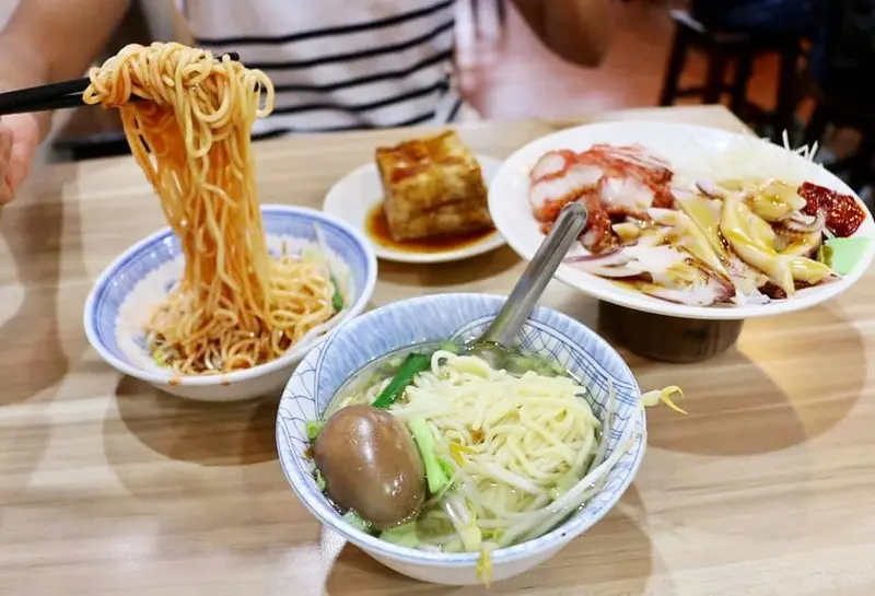 米其林指南2019必比登推介餐廳『阿國切仔麵』台北必吃古早味切仔麵，推薦紅燒肉跟透抽，台北小吃，菜單價位(捷運雙連站)