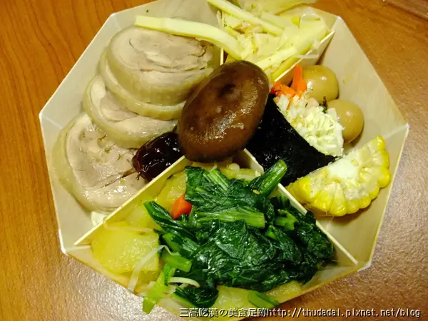 [便當食記] 台北~一日均衡手抓飯便當 (紹興醉土雞餐~)