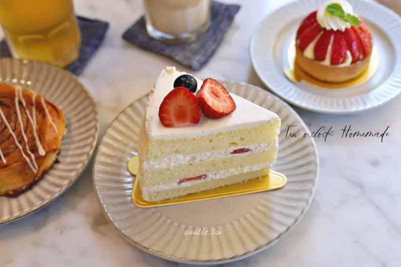 【台北】十點甜點 興隆公園旁 草莓戚風蛋糕 肉桂捲 巷弄甜點小店