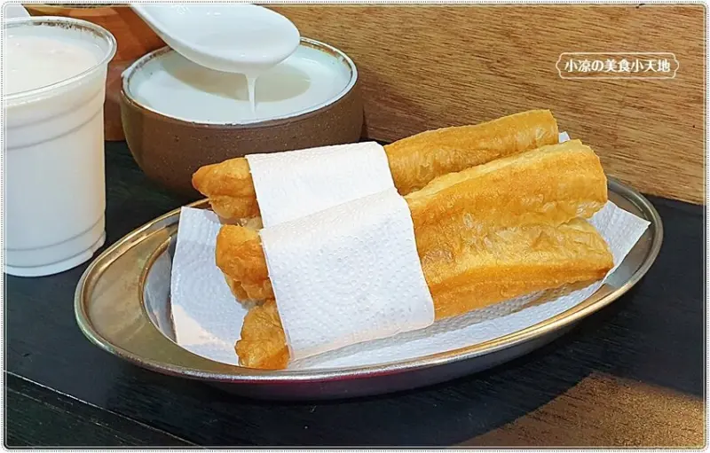 朋寓手作║台中少見文青純手工杏仁茶，藏匿工學市場內，一早就開賣！！！