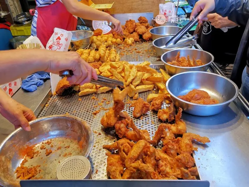 智光黃昏市場第一攤好吃的人氣炸雞