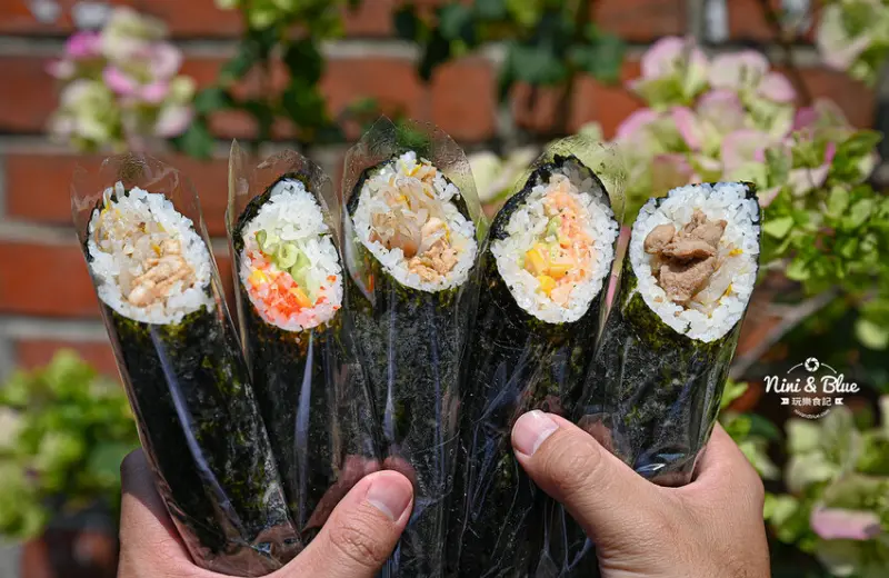 明洞海苔飯捲명동김밥|來自台南高人氣的海苔飯捲，在台中一中街展店啦! Nini and Blue 玩樂食記